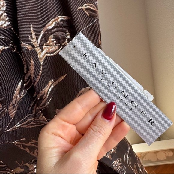 NWT Kay Unger Theodora Metallic Floral Sleeveless Gown Maxi Dress Sz 8 - Picture 12 of 12